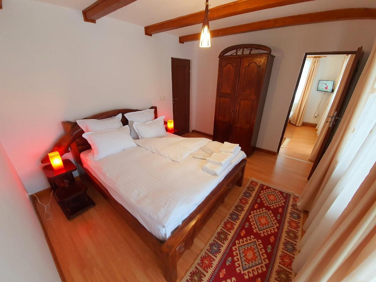 הוילה פונדאטה Casa Cerbul מראה חיצוני תמונה